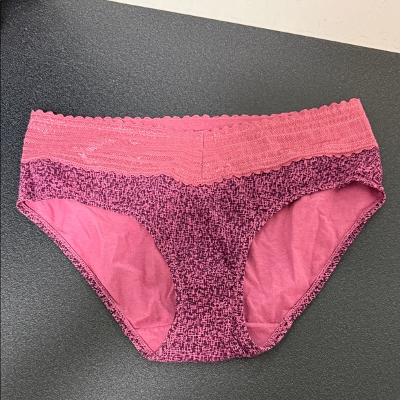Warner's Raspberry Lace Panties - Picture 1 of 2
